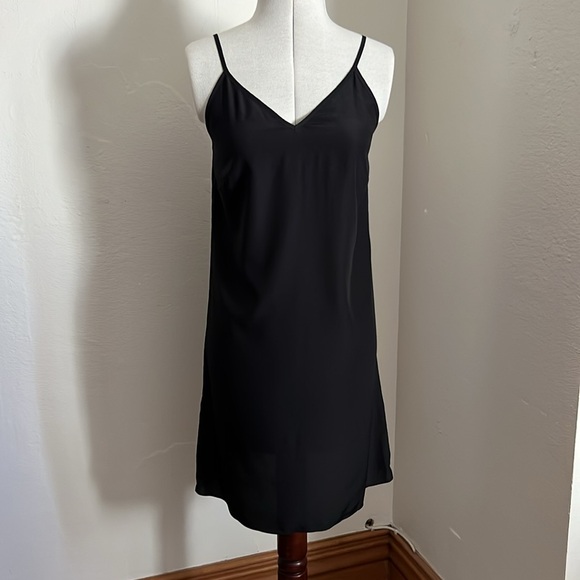 Victoria Beckham dress - size 4 - Picture 6 of 9